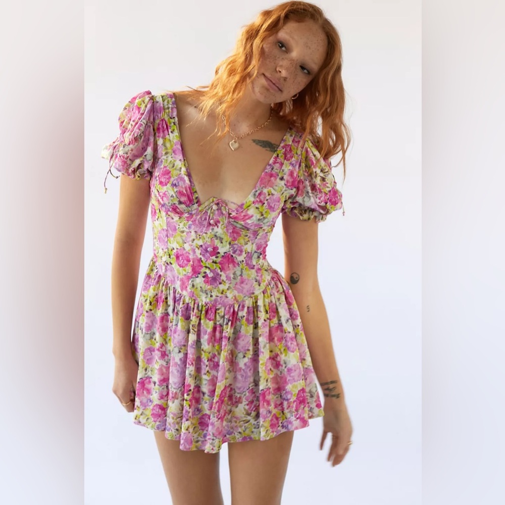 Floral Mini Dress small Plunging neckline corset bodice swingy mini skirt